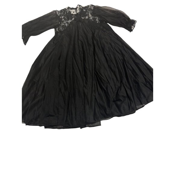 Vintage Eyeful The Flaums Small Lace Nylon Robe Cape Black Sheer Puff Sleeves - Picture 2 of 9
